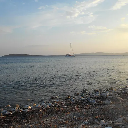 Aparthotel Lefkes