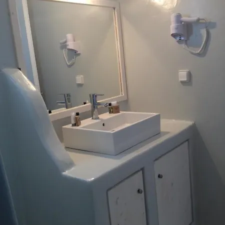 Lefkes Aparthotel Parikia (Paros)